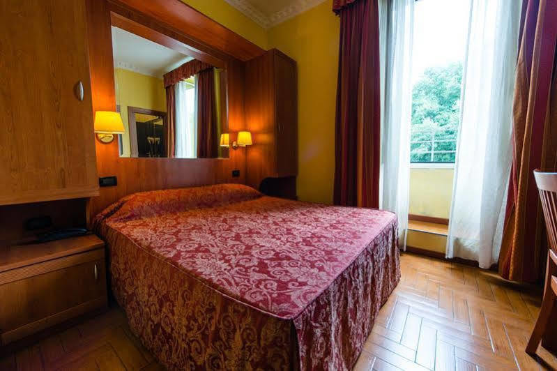 Hotel Lella Рим Экстерьер фото